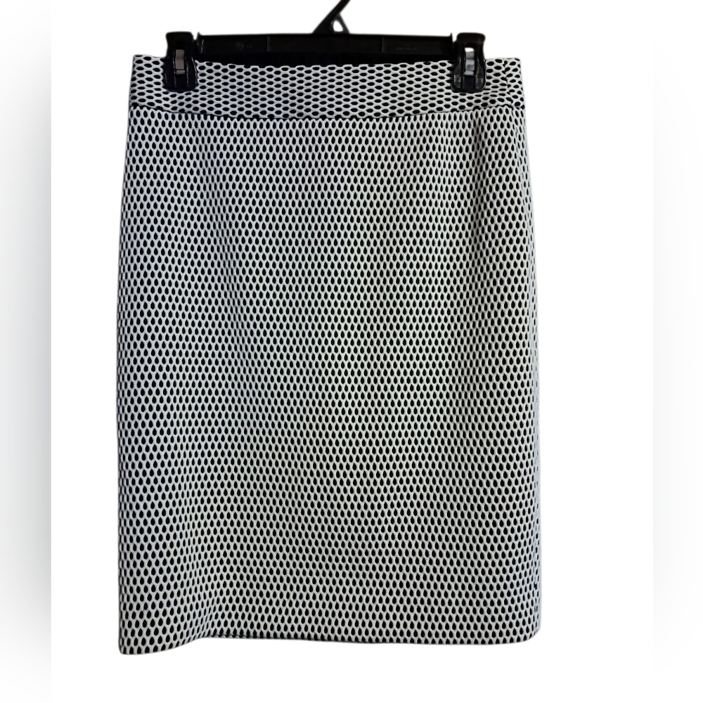 Banana Republic Black White Textured Pencil Skirt Size 2